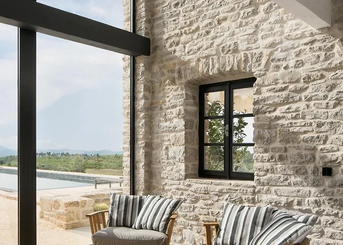 Bas De Bas 别墅 Vačani